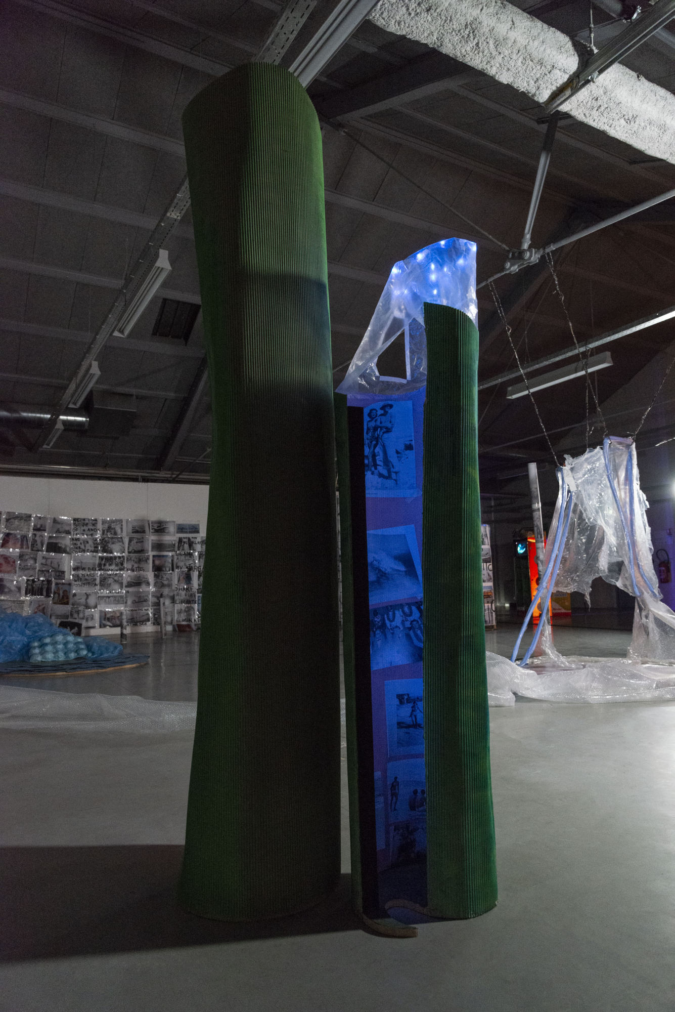 Camila Ragonese - Art mention Espace - Vies oniriques de dominés ©sbinoux
