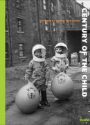 Century of the child, Catalogue de l'exposition au MOMA, New York